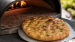 Focaccia im Pizzaofen: Luftiges Kraeuterfladenbrot